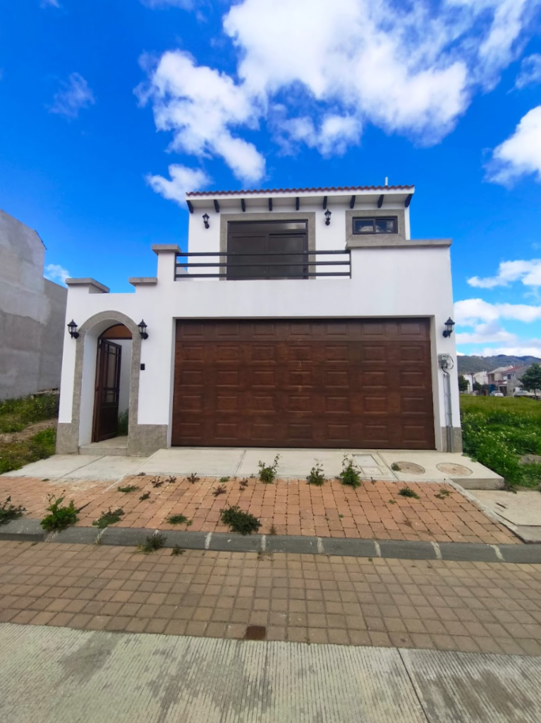 Casa Nueva en Venta en Villa Soler