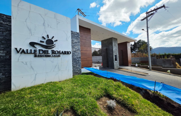 Casa en Condominio Valle del Rosario