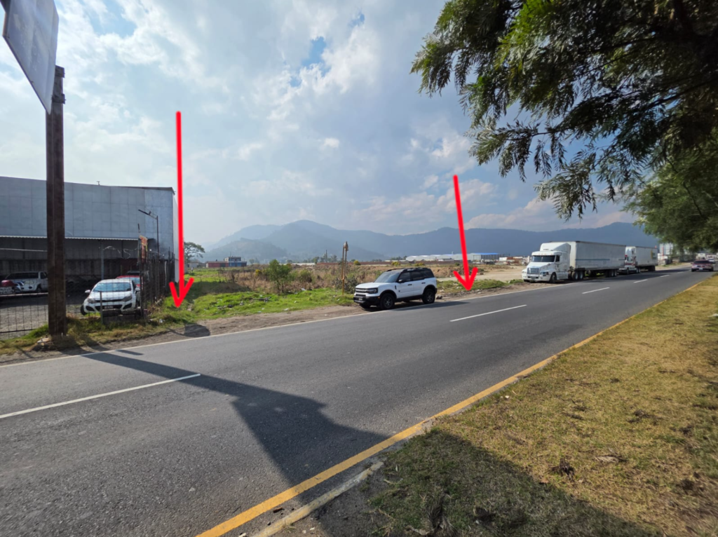 Terreno de 9.89 Cuerdas en Venta sobre Autopista Salcajá